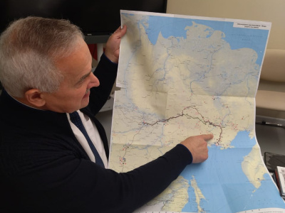 Генеральный директор АО «АК «ЖДЯ» Василий Шимохин  обсудил с руководством Магаданской области вопросы строительства транспортной инфраструктуры