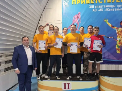 Кубок Деда Мороза по волейболу  завоевала  Служба пути 