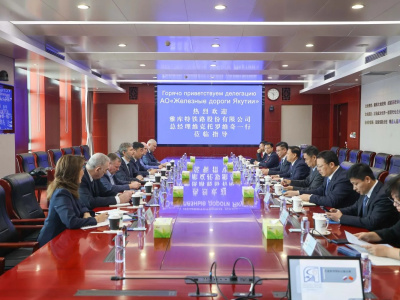 Делегация АО «АК «ЖДЯ»   обсудила с китайскими партнерами реализацию проекта международного транспортного коридора  