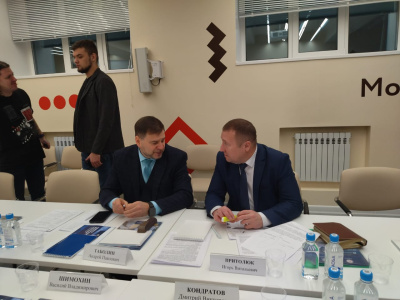 Генеральный директор АО «АК «ЖДЯ» Василий Шимохин  обсудил с руководством Магаданской области вопросы строительства транспортной инфраструктуры