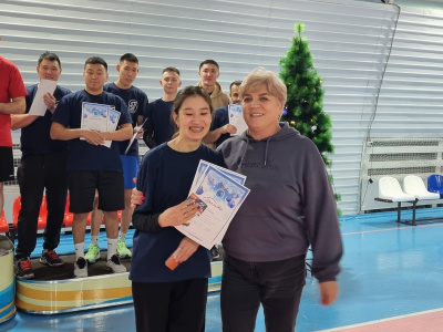 Железнодорожники провели Кубок Деда Мороза по волейболу 