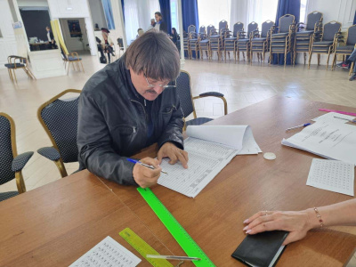 В Алдане проходят выборы главы города и депутатов городского совета