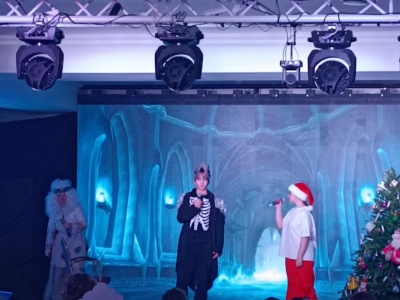 Волшебный экспресс «ЖДЯ» доставил новогоднее настроение детям сотрудников