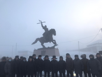 «Железные дороги Якутии» приняли участие в создании памятника национальному герою народа Саха Василию Манчаары