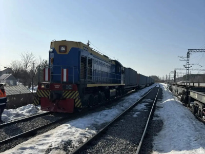 С Грузового терминала Столбовая отправили 10-тысячный контейнер