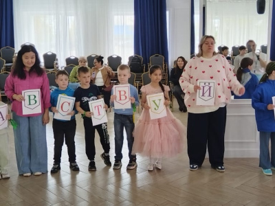 «Здравствуй, лето!» – в Культурном центре АО «АК «ЖДЯ» открыли детскую творческую смену