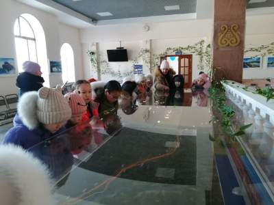 Второклассники побывали на железнодорожном вокзале Нижний Бестях