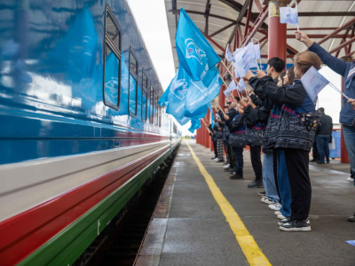 Ровно год назад запущен пассажирский поезд Нижний Бестях - Благовещенск