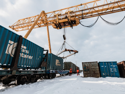 С  ТЛЦ «Столбовая» АО «АК «ЖДЯ» отправится последний до закрытия ледовой переправы  контейнерный поезд 