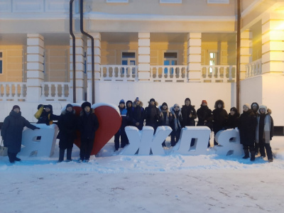 Участники профоориентационного фестиваля «Инженеры будущего» посетили станцию Нижний Бестях